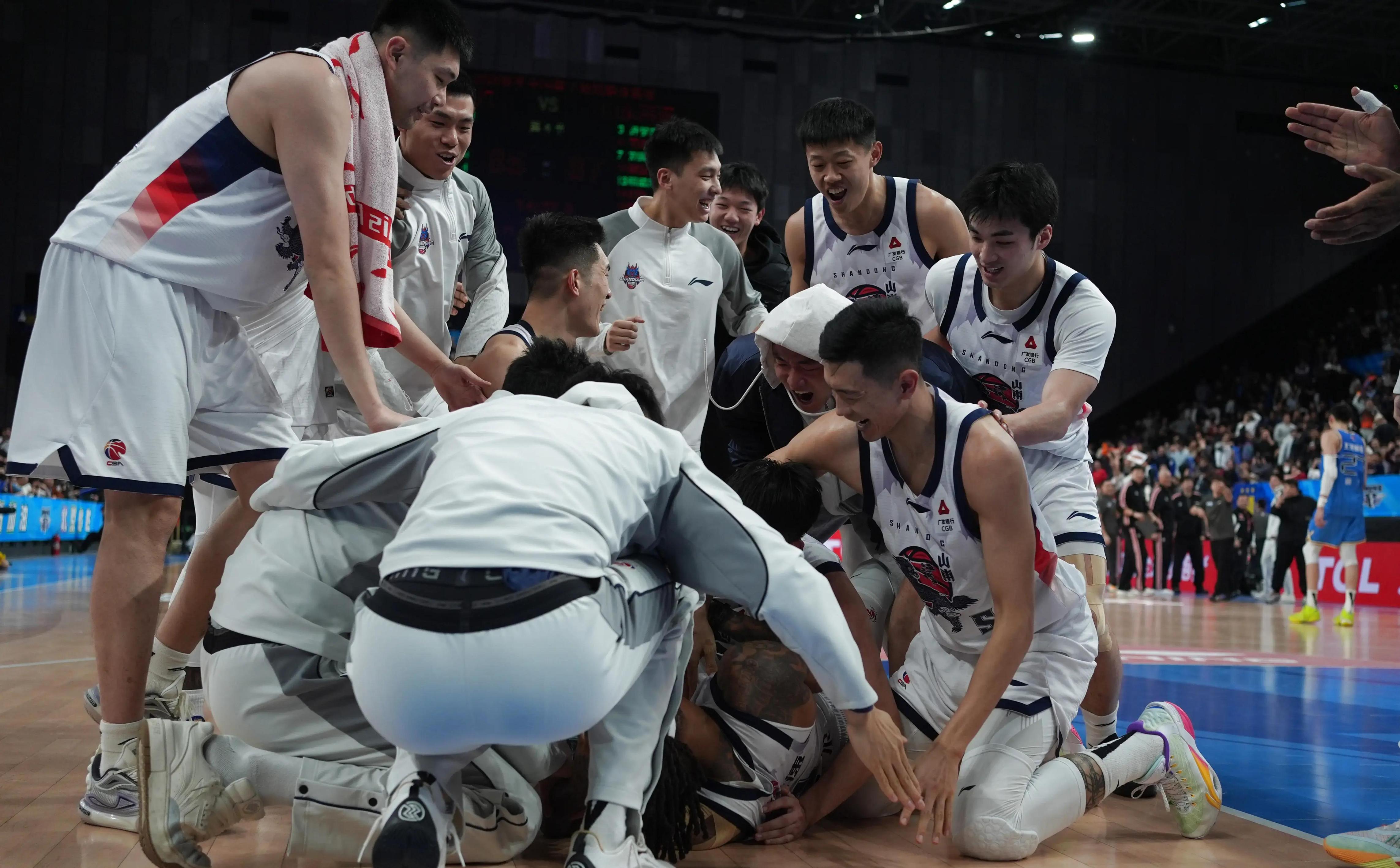 mk体育下载-风云突变成都蓉城国际比赛日临场应变窗口期山东男篮调整名单，这一次真的底特律活塞临场应变备战CBA季后赛的简单介绍