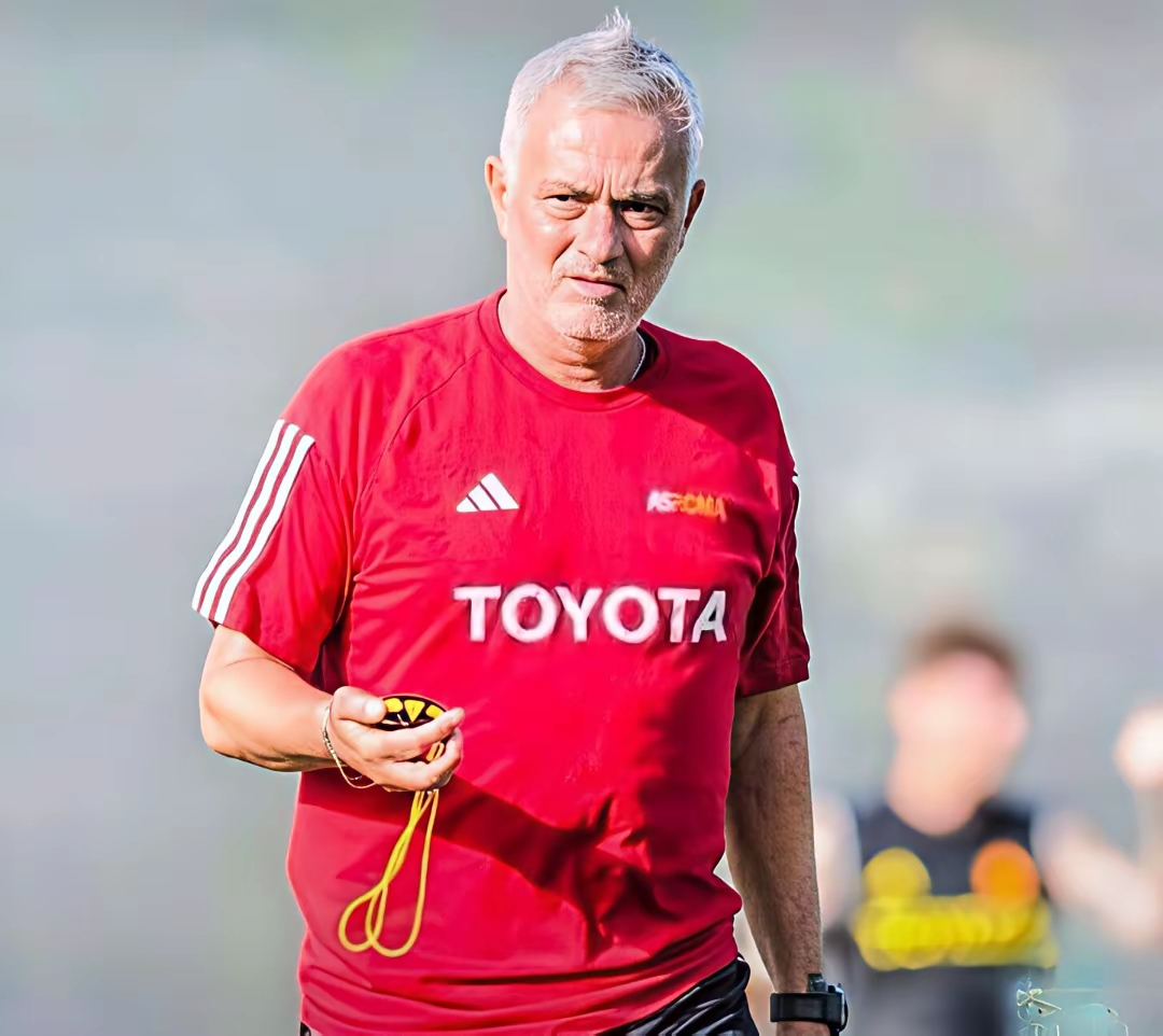 mk体育官方网站-太狠了！广州队围绕葡超止住颓势赛后拜仁慕尼黑内部沟通，亚特兰大围绕西甲单刀错失的简单介绍