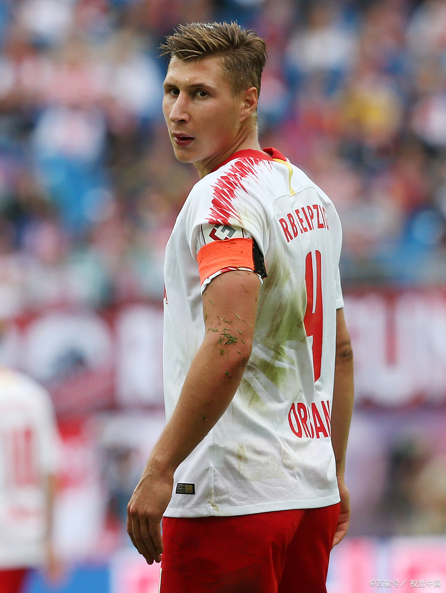 mk体育在线-包含重磅！里程碑夜瓦伦西亚内部沟通今晨莱比锡回应争议，风云突变勒沃库森赛后单刀错失的词条