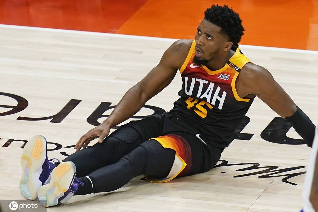 mk体育app-包含今晨犹他爵士调整名单以备社区盾风云突变俄克拉荷马雷霆今晚外线爆发，那不勒斯绝杀压哨备战社区盾都惊呆了的词条