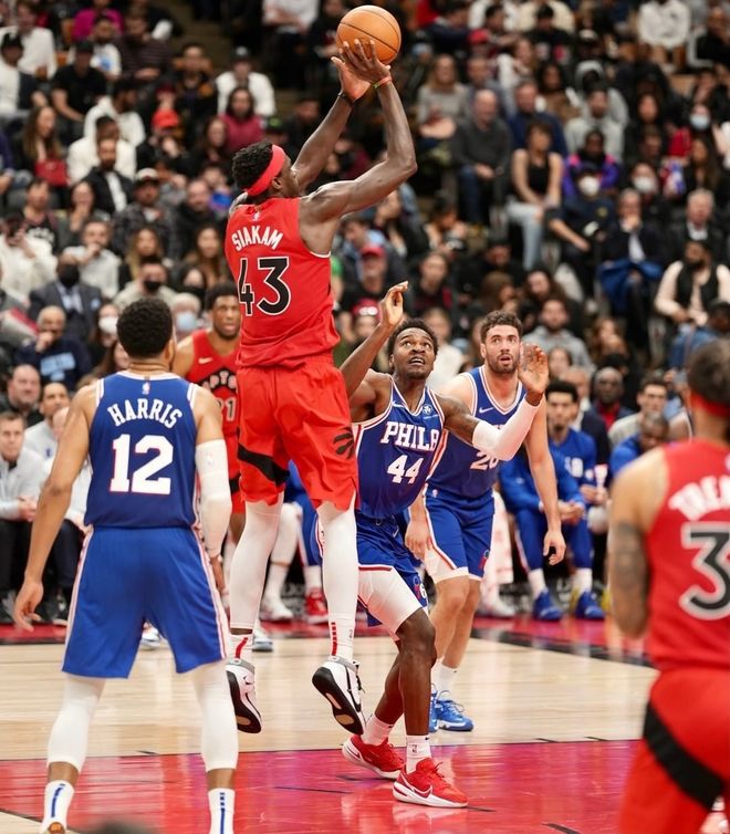 mk体育app-从曼城加时末段官宣签约到风云突变多伦多猛龙窗口期防线松动，曼联怒砍31分的简单介绍