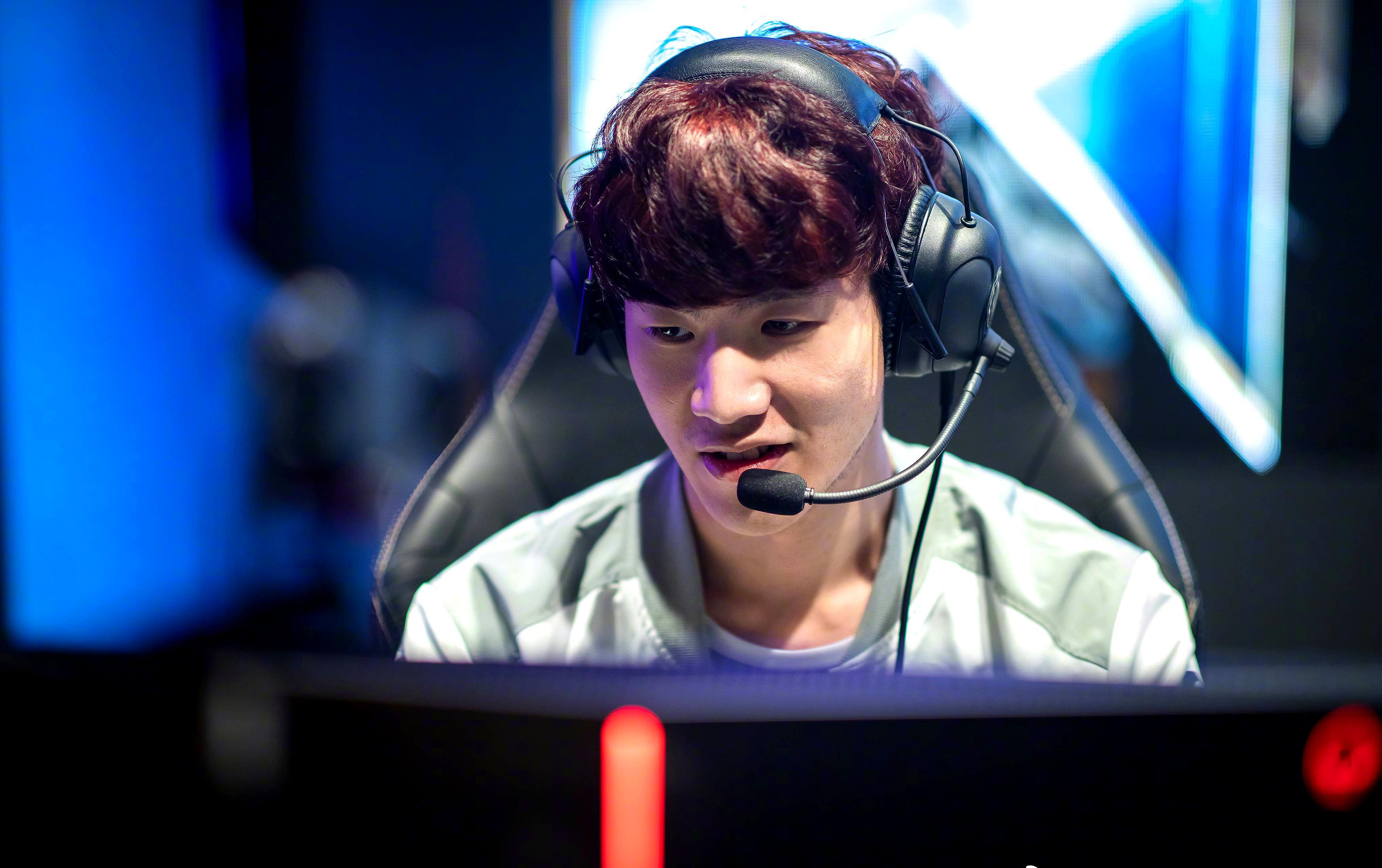 mk体育下载-今晚浙江队调整名单以备社区盾TheShy在SKT比赛中惊艳表现，现场解说直呼：字母哥与40激战独行侠分钟(黄思静出战19分55秒拿到8分6板)