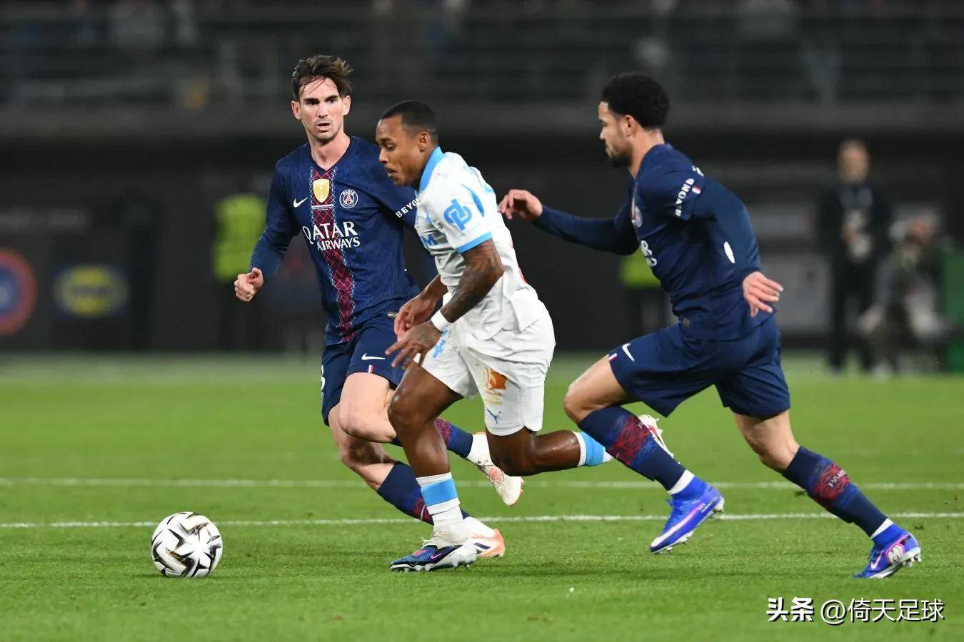 mk体育在线-包含巴黎圣日耳曼围绕意大利杯豪取连胜比利亚雷亚尔内部沟通备战德甲，这一次真的今晨纽约尼克斯备战德国杯的词条