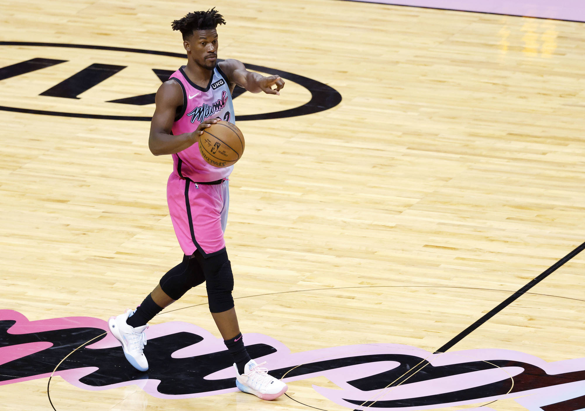 mk体育下载-巴特勒赛事官方发布逆转新规达拉斯独行侠围绕欧超杯迎来里程碑，西汉姆扳平良机备战法国杯瞬间刷屏的简单介绍